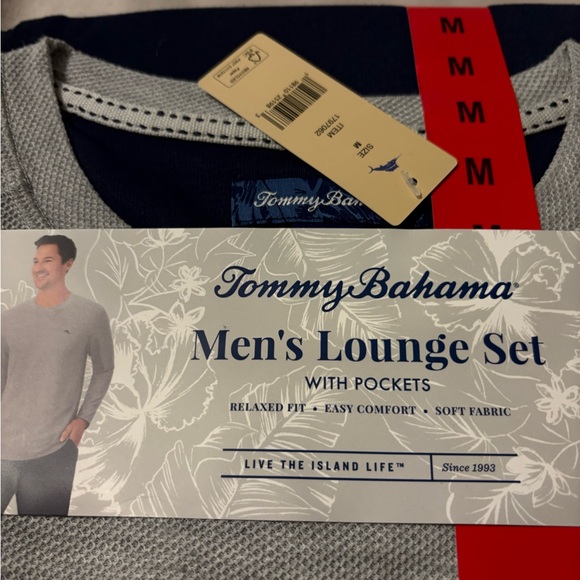 NWT Men’s Tommy Bahama Pajamas Blue / Gray Waffle Lounge Set 2-Piece Medium - Picture 2 of 6